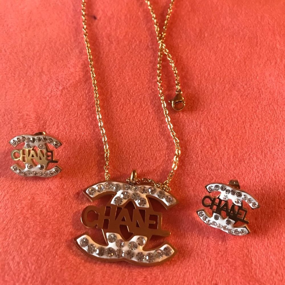 Necklace and earrings